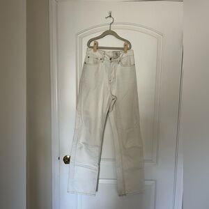 white BDG jeans size ~25